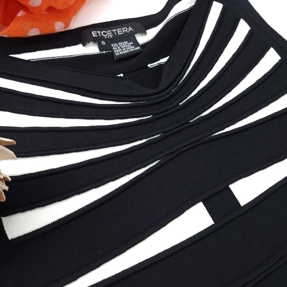 Etcetera Black White Banded Body Contour Dress Sz Small - Picture 6 of 14